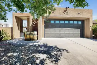 10433 Camino Del Oso NE 