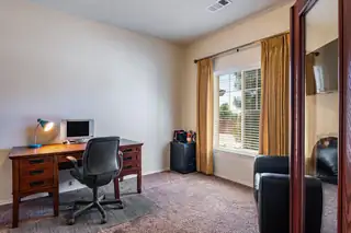 510 Palo Alto Drive NE 