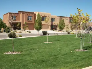 1901 Cortina Loop SE 