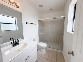 14 Milton Loop 