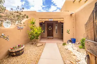 7604 Wells Fargo Trail NW 