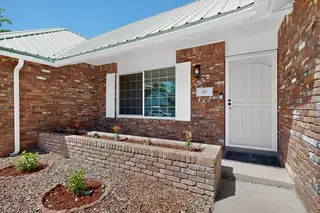 1512 Lester Drive NE 