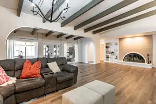1008 Cuatro Cerros Trail SE 