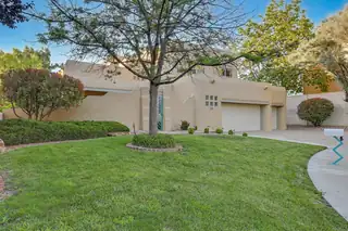 10037 Barrinson NE 
