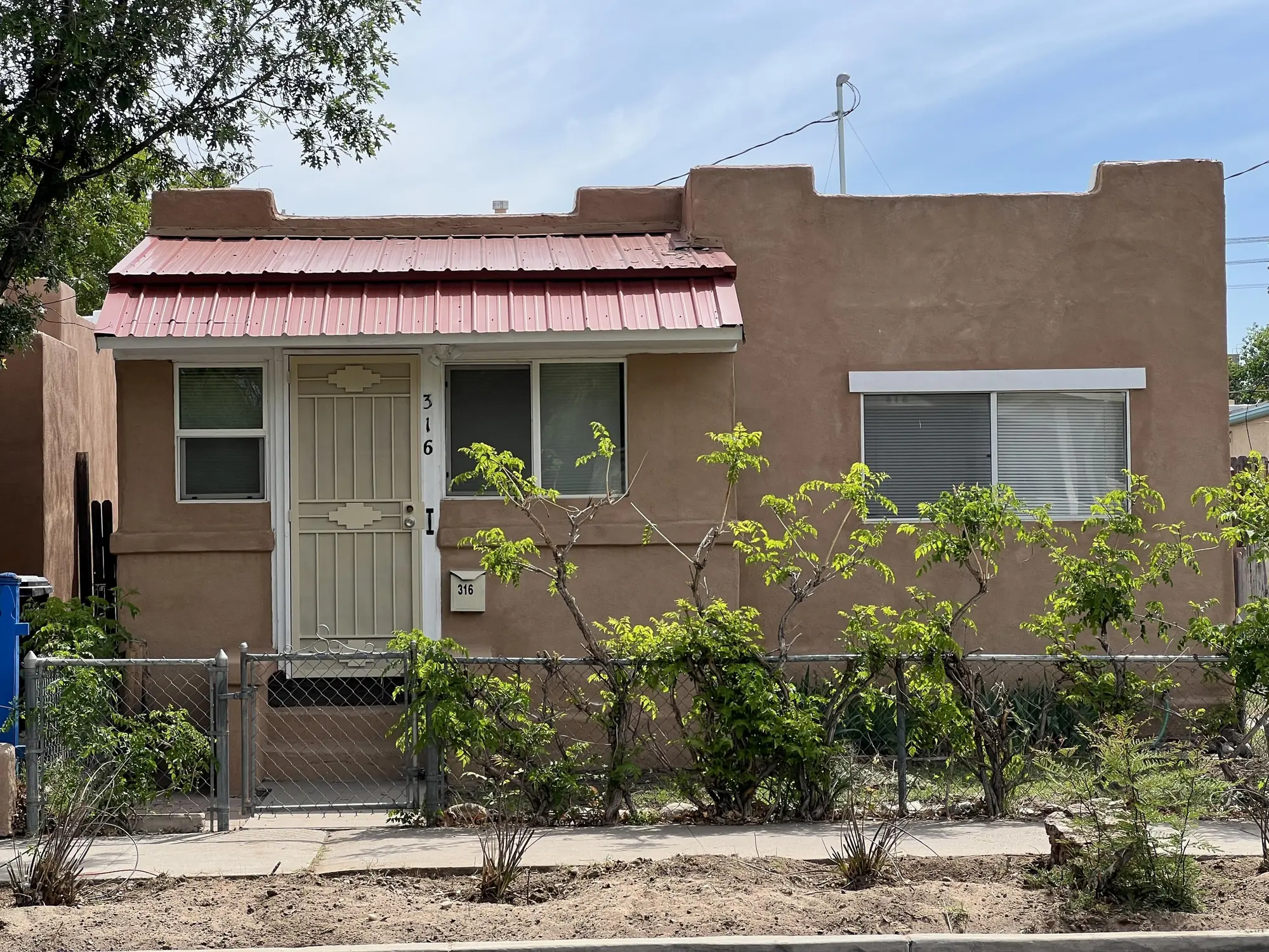 316 9th Street SW