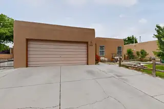 342 Sunset Farm Place SW 
