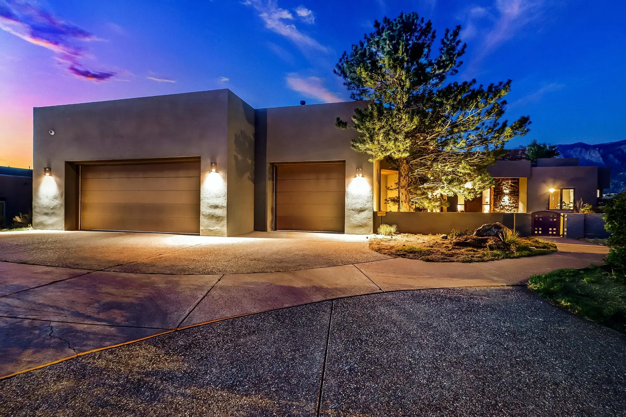 5415 High Desert Place NE