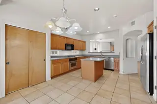 5224 Old Adobe Trail NW 