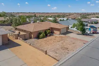 4304 Quartz Drive NE 