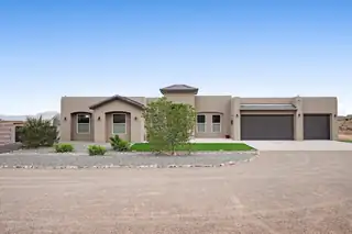 1513 Aztec Moon Court SE 