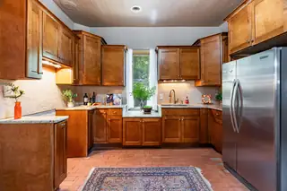 5110 Guadalupe Trail NW 