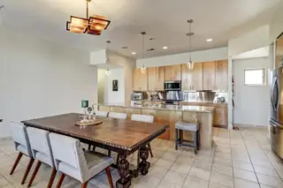 2305 Mananitas Lane NW 