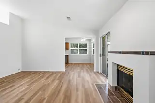 10804 Griffith Park Drive NE 
