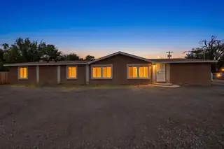 5801 Evans Road SW, Albuquerque 