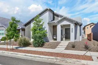 6025 Strand Loop SE 