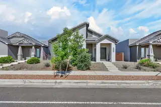 6025 Strand Loop SE 