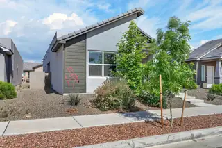 6025 Strand Loop SE 