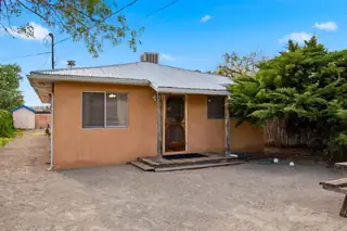192 W Valverde Road 
