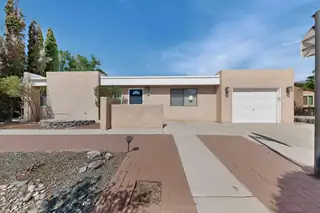 5117 E Camino NW 