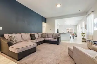 5773 Cosmo Court NE 