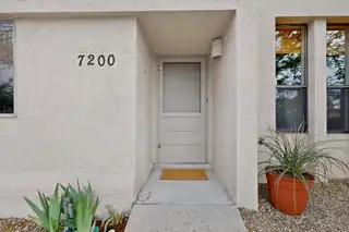 7200 Wren Walk Drive NE 