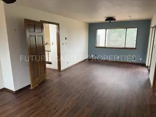 5021 Calle Del Cielo NE 