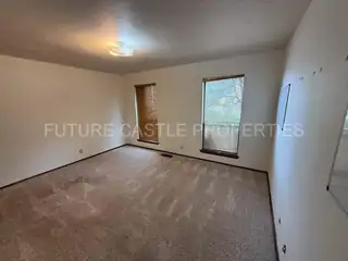 5021 Calle Del Cielo NE 