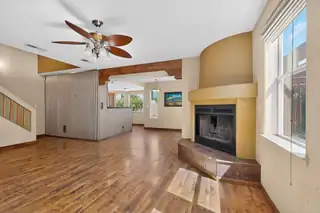 9633 De Vargas Loop NE 