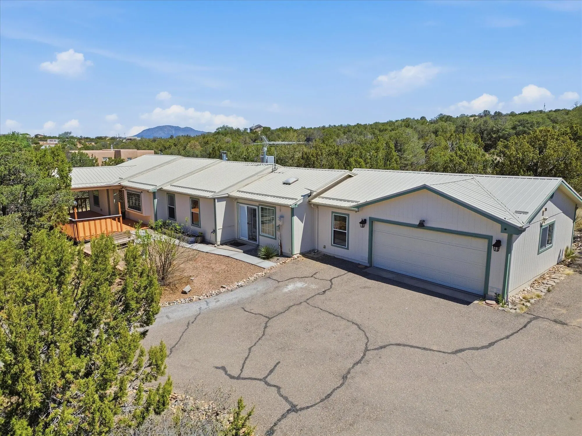 10 Palomino Court