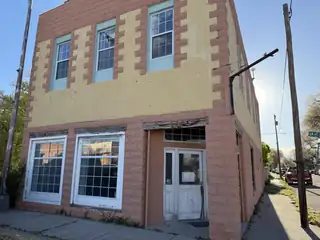 401 5th Street, Estancia 