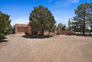 4 Demas Road, Santa Fe