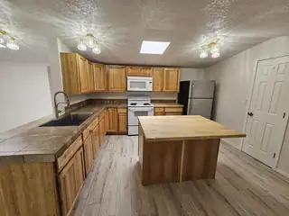 244 E Avenida Bernalillo 