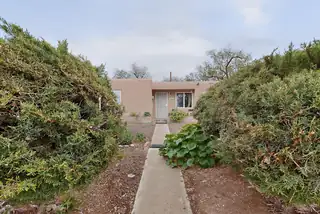 2120 Alvarado Drive NE 