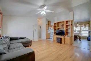 93 Los Pinos Road 