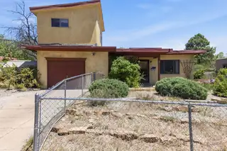 123 Placita De Oro 