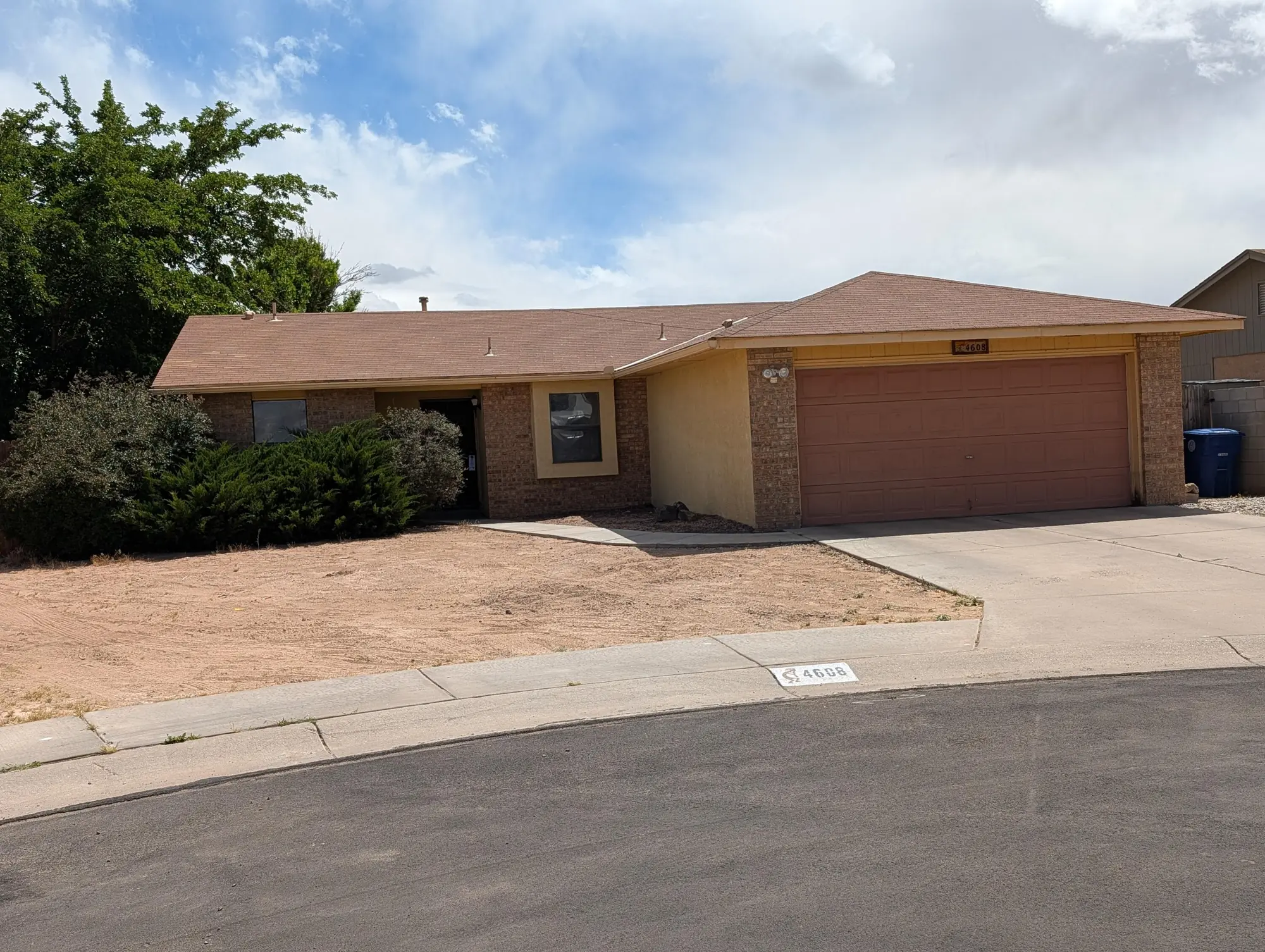 4608 Periwinkle Court NW