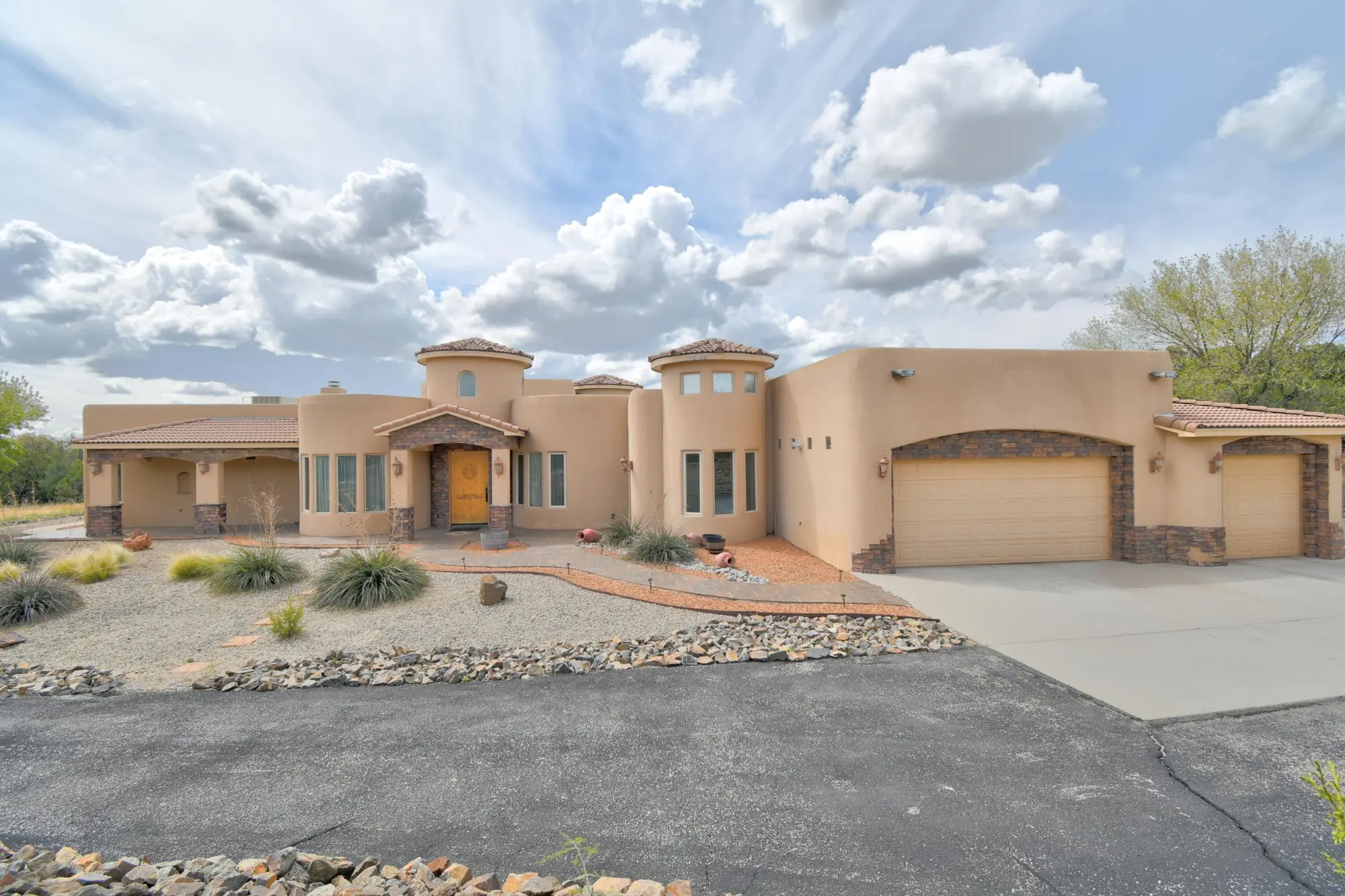 24 Naomi Drive