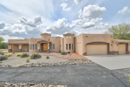 24 Naomi Drive, Tijeras 