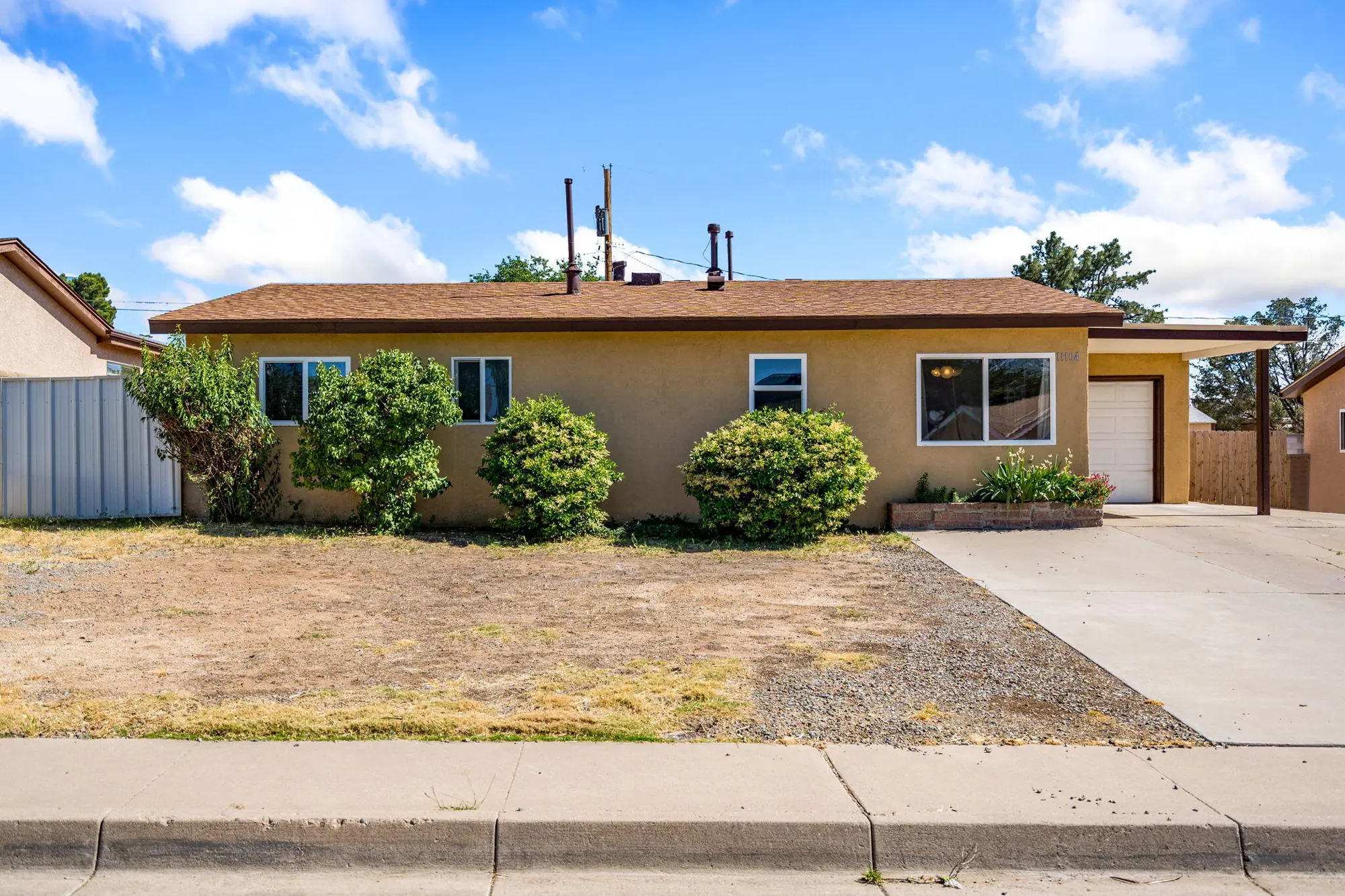 11104 Hume Avenue NE