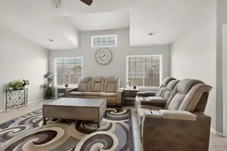 5401 Kokopelli Court NW 