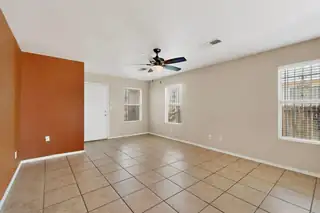 1922 Shadetree Drive SW 