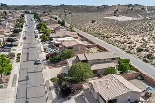 929 Loma Pinon Loop NE 