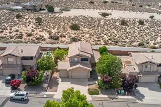 929 Loma Pinon Loop NE 