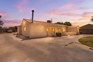 2842 La Fonda Drive SW, Albuquerque