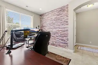 1508 Challedon Drive SE 