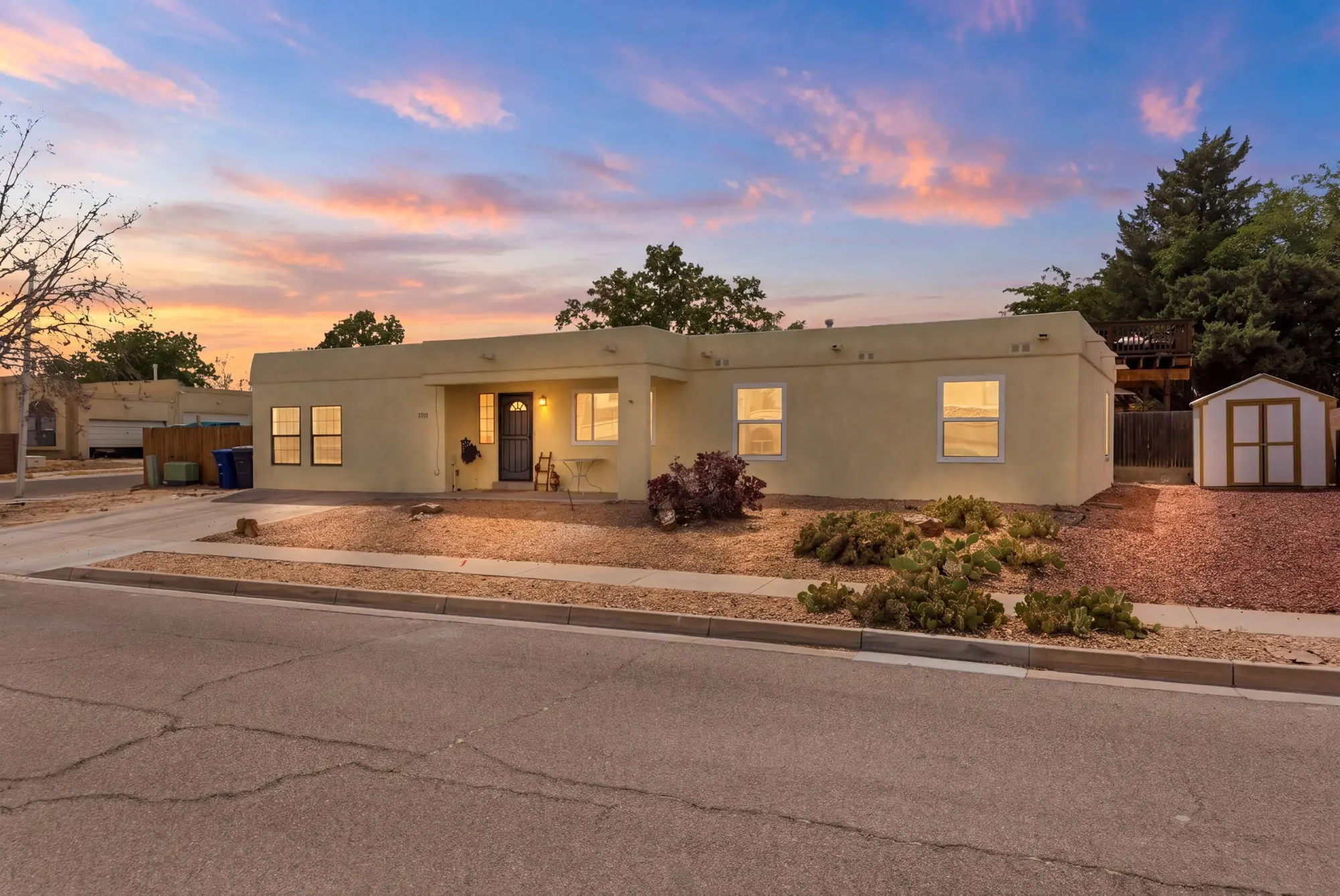 2809 El Tesoro Escondido NW