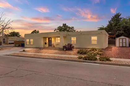 2809 El Tesoro Escondido NW, Albuquerque