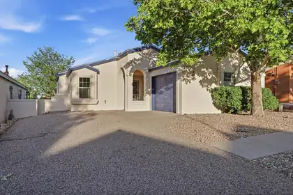 917 Charles Drive NE, Rio Rancho