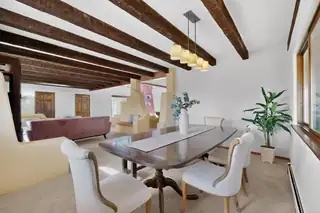 123 La Senda Road 