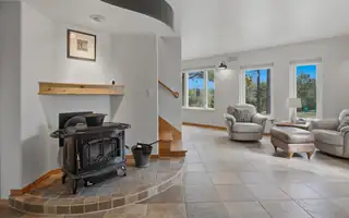15 Blue Jay Road 